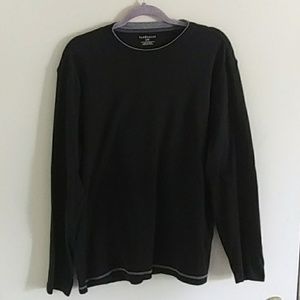 Long sleeve black t shirt